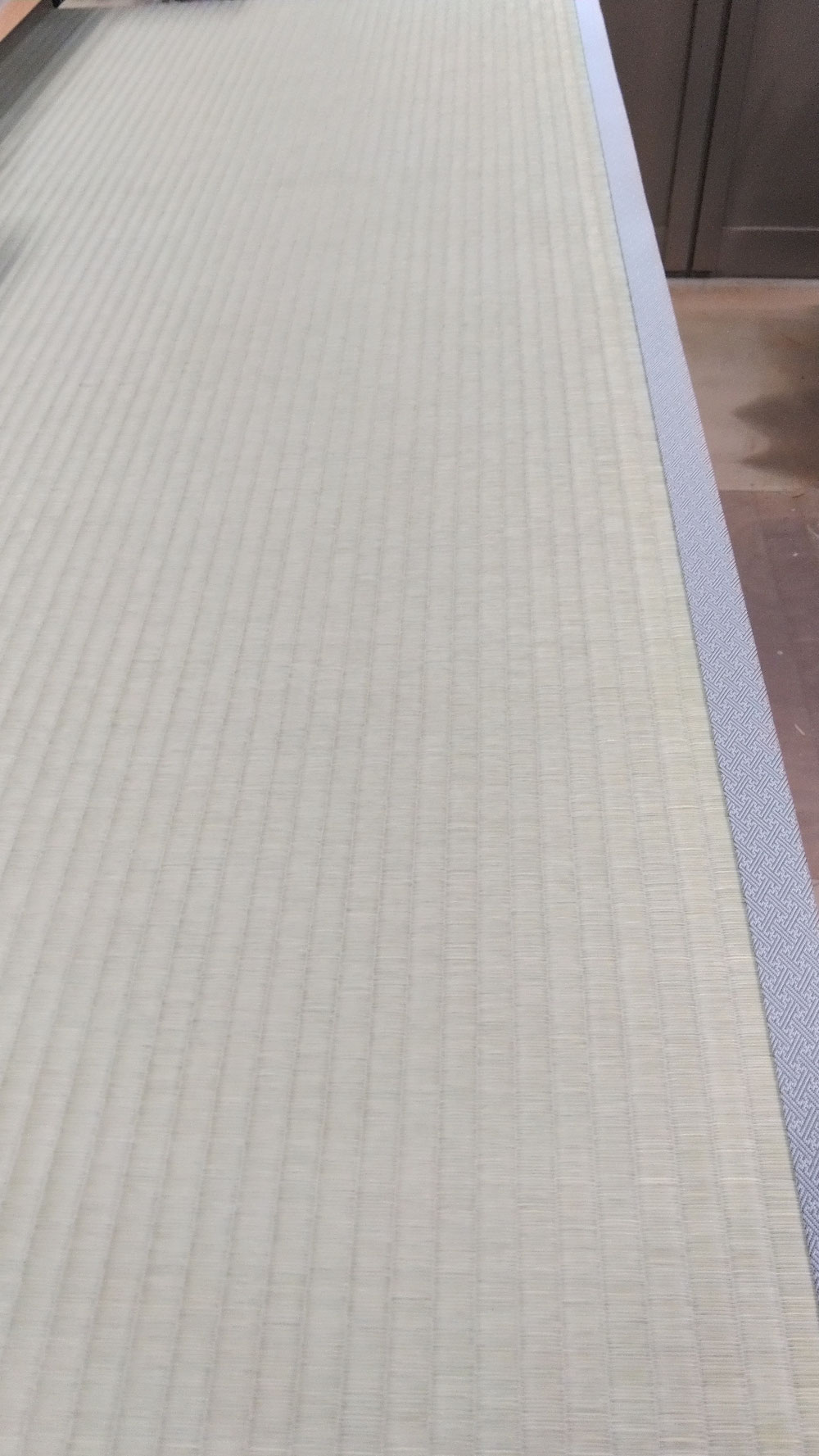 本床(藁床)、熊本産表を使用して新畳が出来上がりました。