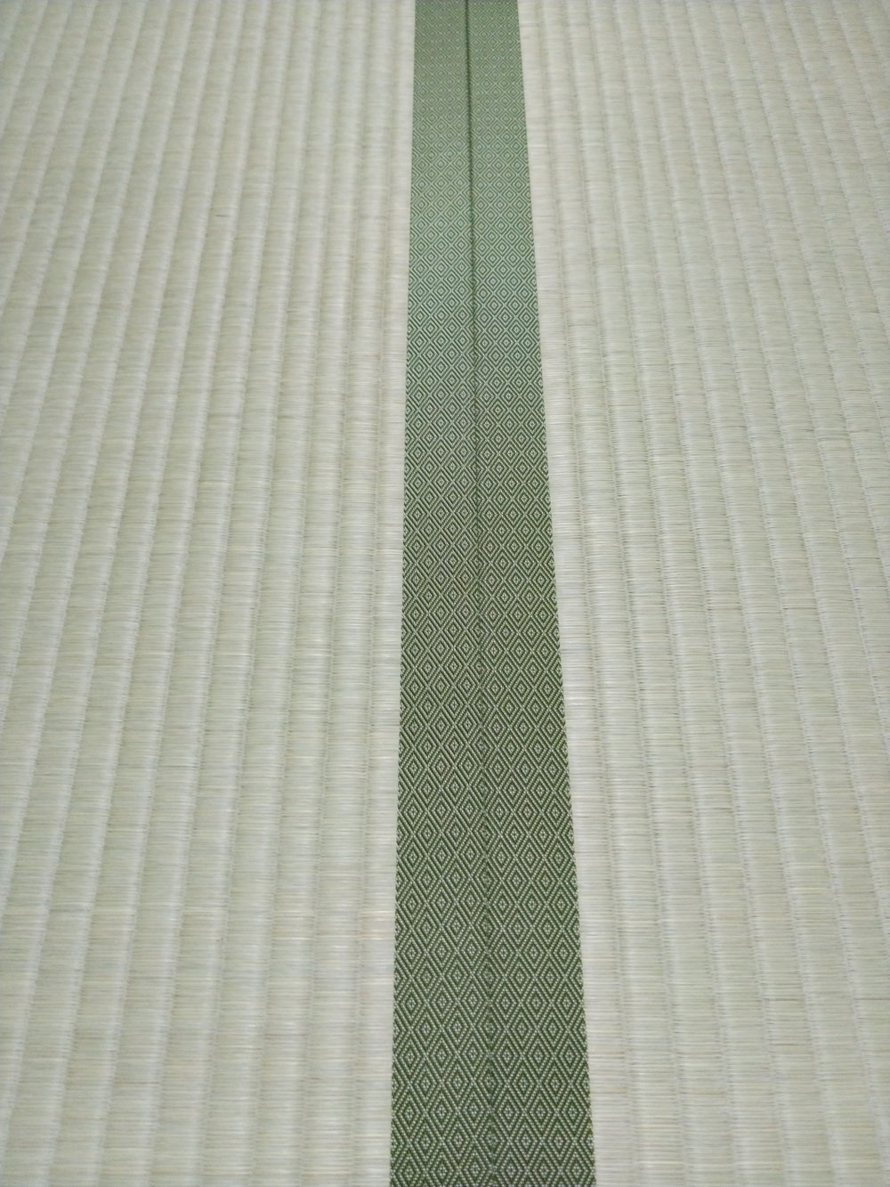 畳縁は、暮四季 No160を使用しました。