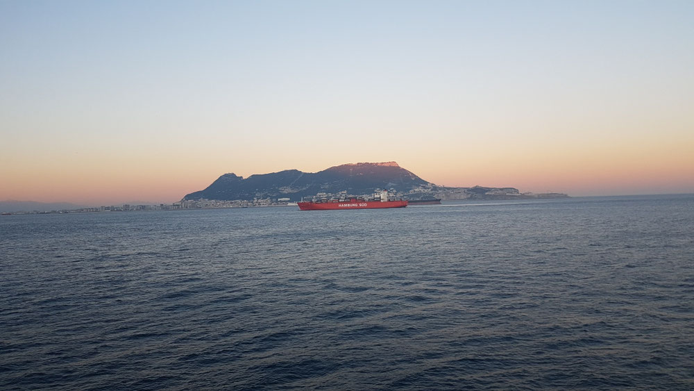 Blick von der Fähre Richtung Gibraltar