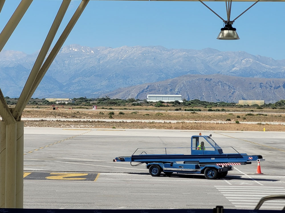 Blick auf die Lefka Ori vom Flughafen