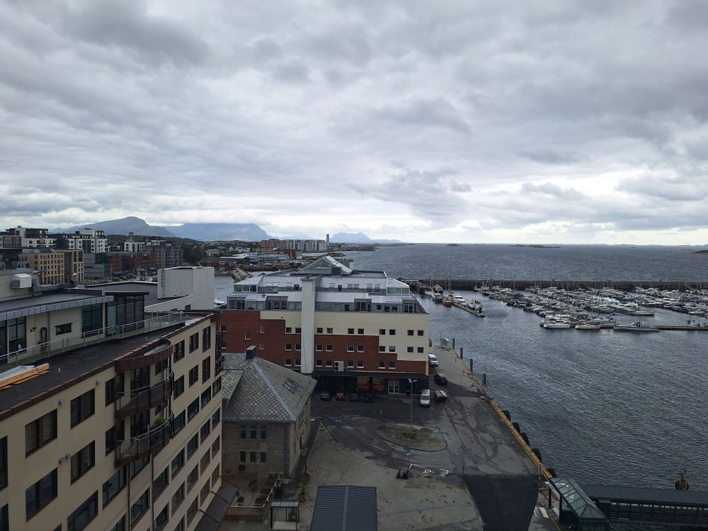 Blick aus dem Hotelzimmer, im Hintergrund das Sandhornet