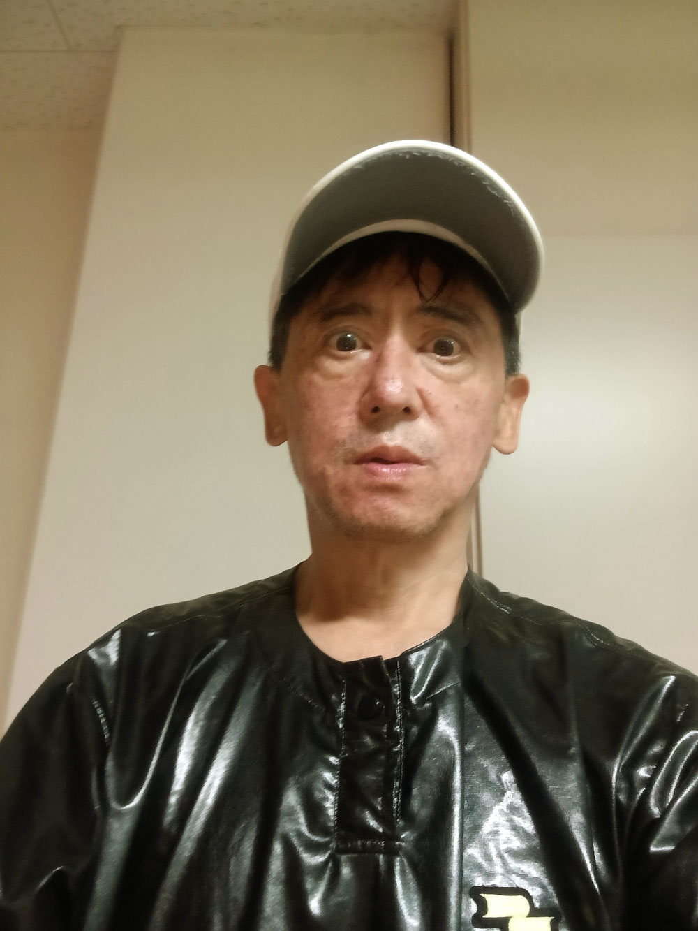 旧ジャニーズ事務所の性被害者の確認作業へ書き方　状況を書く　何年か1992年平成2年　店名　アンデルセン　状況　昏睡強盗　書類　領収書あり　証拠書類なし　領収書ありだけど　証拠書類を紛失　1992年平成2年当日の写真などを顔写真などを5枚程度送ってくださいカラーコピーにて　状況などは白黒コピーをしてください　そちら側にて保管をお願いします　また例の拡大の書類の書き方　1995平成6年頃に店名TMC東京メンズクラブにて　料金を30万円請求された　料金の明細や領収書ありだけど紛失しているので　確認作業だけになる　また当時の写真などを5枚程度カラーコピーにて送ってください　認められないケース一覧　ウリセンを利用で振り込みをした　SMAP代表サカグチカズマサの振り込みがあった場合は認められないケースもあります　またSMAP代表サカグチカズマサの銀行口座は不正に作られたものです　認められないケース一覧　サカグチカズマサに入金　オカモトテツオに入金　認められるケースがあります　認められるケース一覧は請求書類　70万円請求書類を保管をした　サカグチ氏と会った　70万円請求があったら　サカグチ氏のギャラ4割28万円が返還される　返還方法銀行振り込み　70万円ならサカグチ氏のギャラ4割28万円が返還される　サカグチ氏のギャラはノーギャラ　無料になる　交通費実費も無料になる　ウリセンが無料になる　計算方法です　書き方は自由です　状況を記入してください　犯罪とみなして返金におおじます　70万円だったら4割の28万円が返還される　当時の写真などをカラーコピーにて　状況を記入してコピー　白黒にて　コンビニのコーピーにて返還請求をおこないください　認められるケースと認められないケースがありますので注意を　じゃ　請求をまっています　裁判は少額訴訟ならおおじます　訴訟なら争います　弁護士や司法書士はいれないで自分自身にて　不正なお金の請求に　書類をコーピーして　返金請求におおじます　審査に3ヶ月かかります　またボッタクリの被害者や昏睡強盗の被害者に謝罪金は5万円上乗せされる　ボッタクリは請求の支払い利用料金の4割になる　サカグチ氏のギャラになる　全額支払い　またボッタクリのお見舞い金として5万円上乗せされるから　お金は返金される　分割払いにて支払いが始まる　銀行振り込み　振り込み手数料はこちら負担です　請求書類に銀行振り込み口座の記入をよろしくお願いします　住所不明　またはクイック審査のみ希望の方は状況とボッタクリの方法や証拠書類のコピーして　サカグチ氏と会った方は状況証拠を紙に書くだけで返金される　直接面談は東京大阪福岡で面談できる　請求先住所は東京は非公開　5560011大阪市浪速区難波中1-10−10AUSビル2F205号の5号坂口和正   まで　　普通郵便にて証拠書類を記入してコピーして送ってください　クイック審査なら@gmail.comメールなら審査がわかる早い　メールにてクイック審査方法もありますのでクイック審査方法は請求金額が安いです　メールにて　kenji999777s@gmail.com まで　クイック審査方法なら審査が早い　1ヶ月かかります　郵便物は請求金額が高いです　郵便物は3ヶ月かかります 支給は銀行口座振り込みにて　2ヶ月に1回振り込みされる振り込み口座金額5000円2ヶ月分1万円これらは利息がつかない元本のみ請求される　裁判は調停は拒否　支払い督促には異議申し立てを　訴訟には争い　少額訴訟70万円以下なら争わずに和解する　少額訴訟のやり方は大阪地方裁判所にてやり方をおしえてくれる相談窓口がありますので裁判所にて自分自身にて書類を書き少額訴訟の手続きを裁判所にて自分自身にてやってください　少額訴訟なら争わずに和解する70万円までの金額　大阪地方裁判所にて管轄　福岡地方裁判所にて管轄　東京は住所非公開です　日本全国から大阪地方裁判所にて　全国の裁判所にて少額訴訟のやり方を全国の裁判所にておしえてくれるので一度裁判所にて相談してください　裁判費用は上乗せの5万円に裁判費用がはいっています東京や埼玉や日本全国から民事裁判所から少額訴訟のやり方をおしえてもらい少額訴訟をしてください　またはクイック審査待ち　@gmail.com メールにてクイック審査待ち　住所にて書類審査待ちになります　弁護士や司法書士は入れずに　自分自身で請求してください　少額訴訟も民事裁判所　地方裁判所にて少額訴訟のやり方を全国の裁判所にておしえてくれる　1日で判決が出るから　大阪地方裁判所にて　福岡地方裁判所にて　管轄は