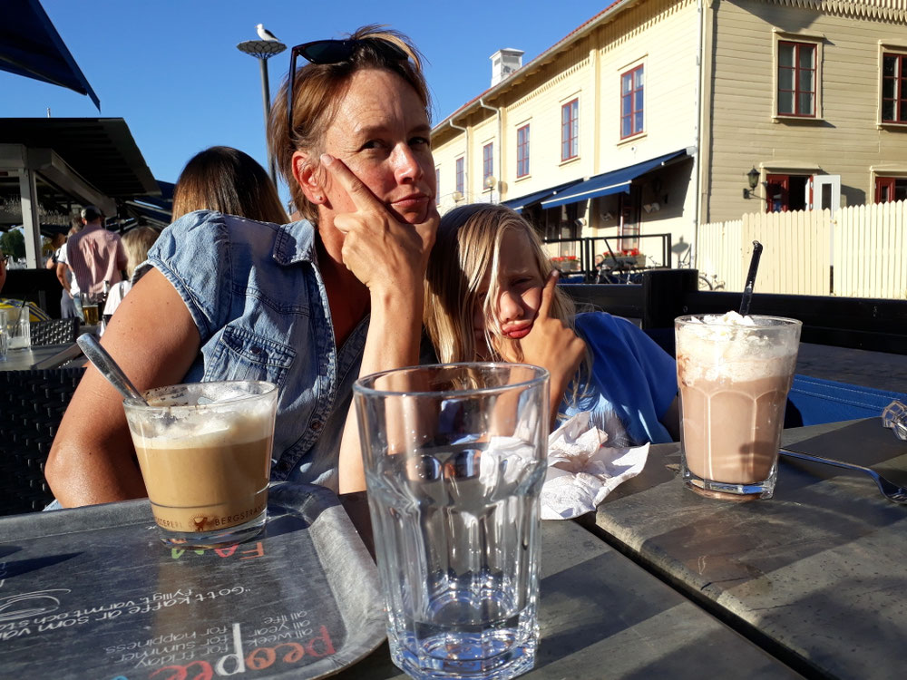Cappuccino & chocolate milk