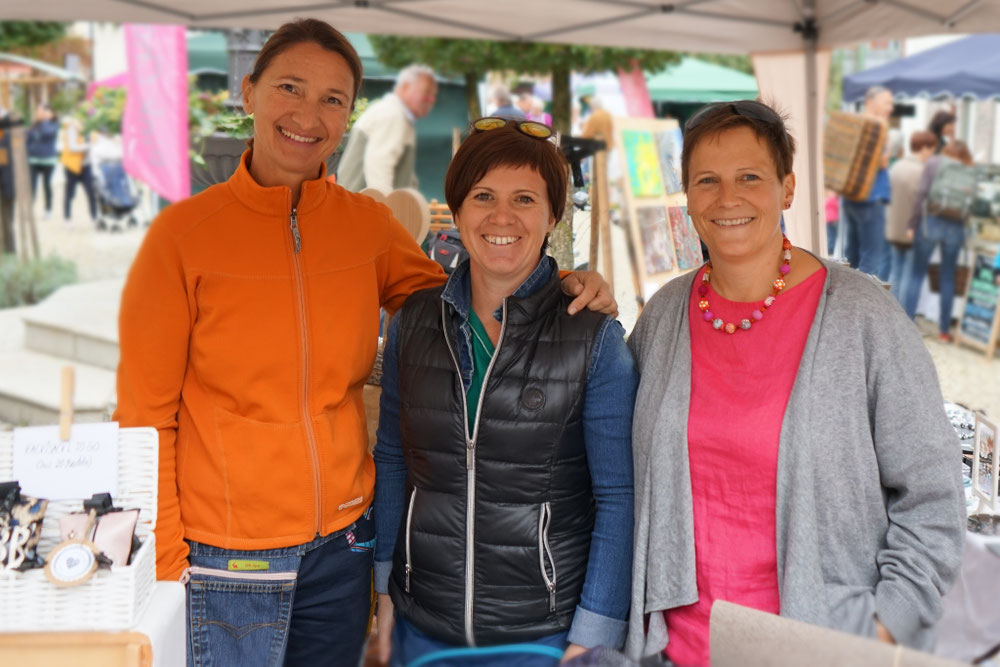 Das Pink-Chamäleon-Team im Einsatz