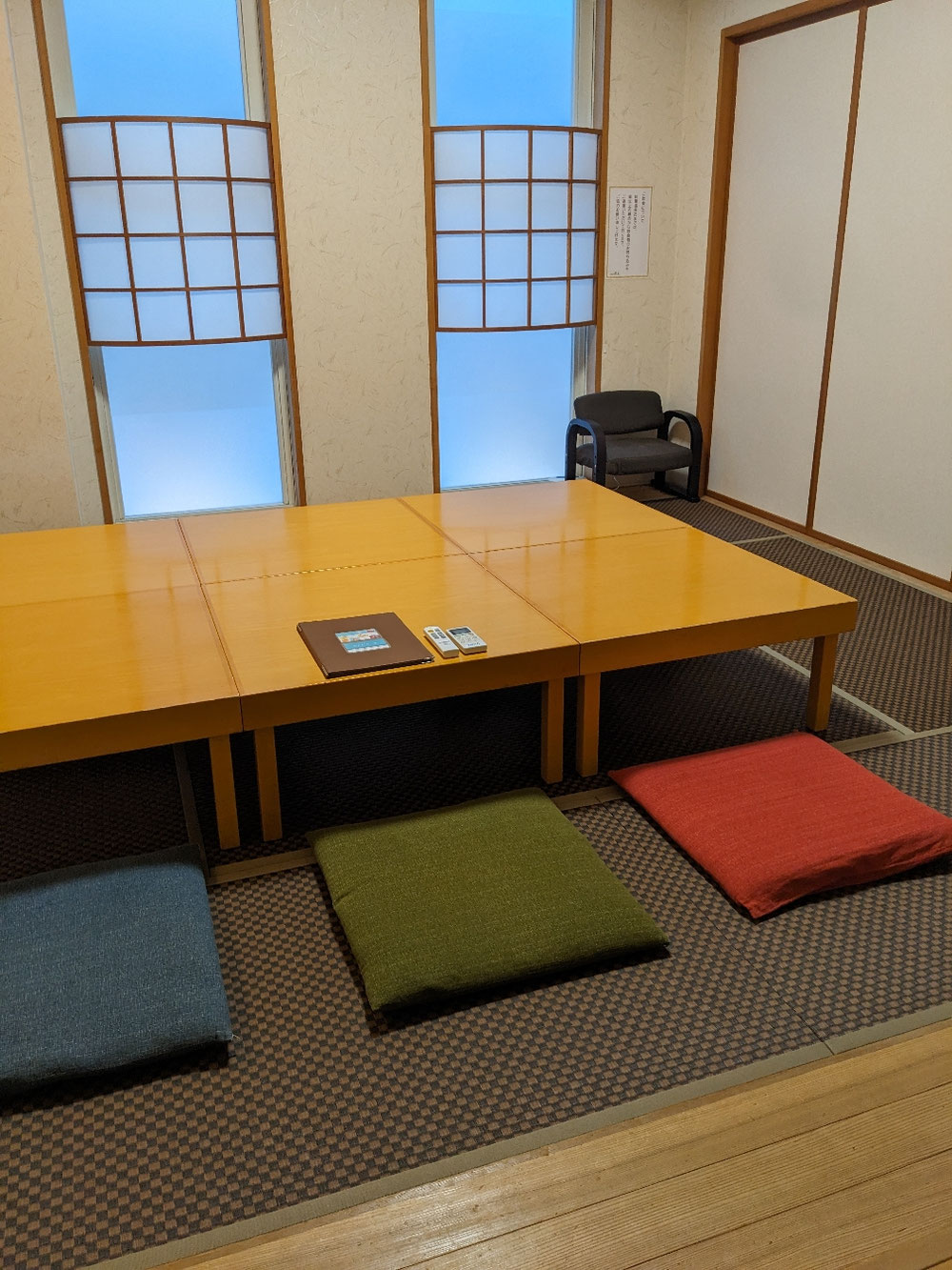 1室10畳弱ですね