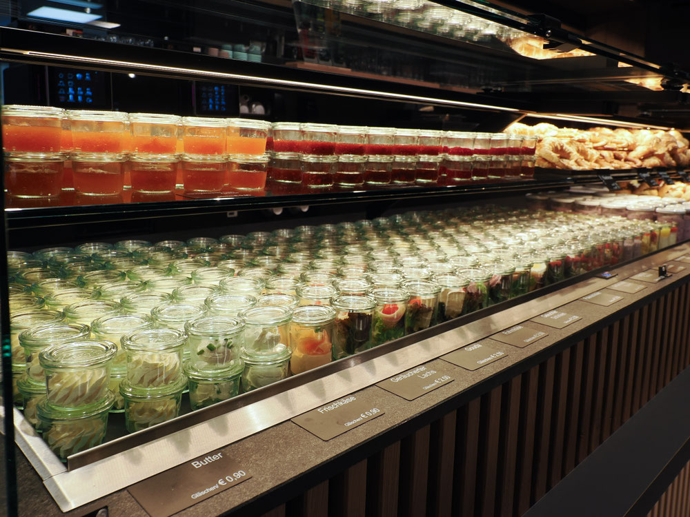 Filialen und Öffnungszeiten Cafe Lieb Tübingen, Bäckerei & Konditorei