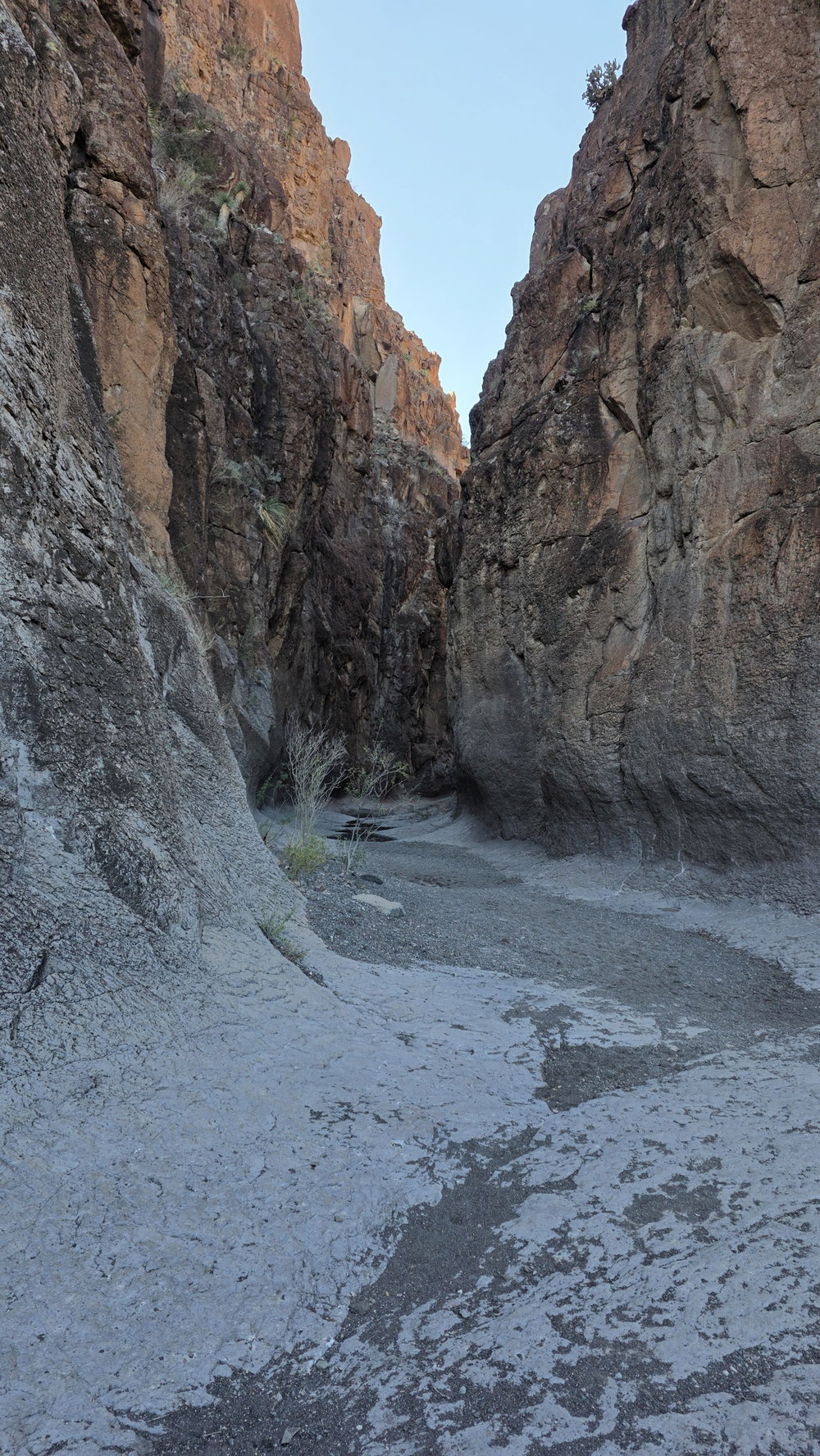 Im "Closed Canyon".