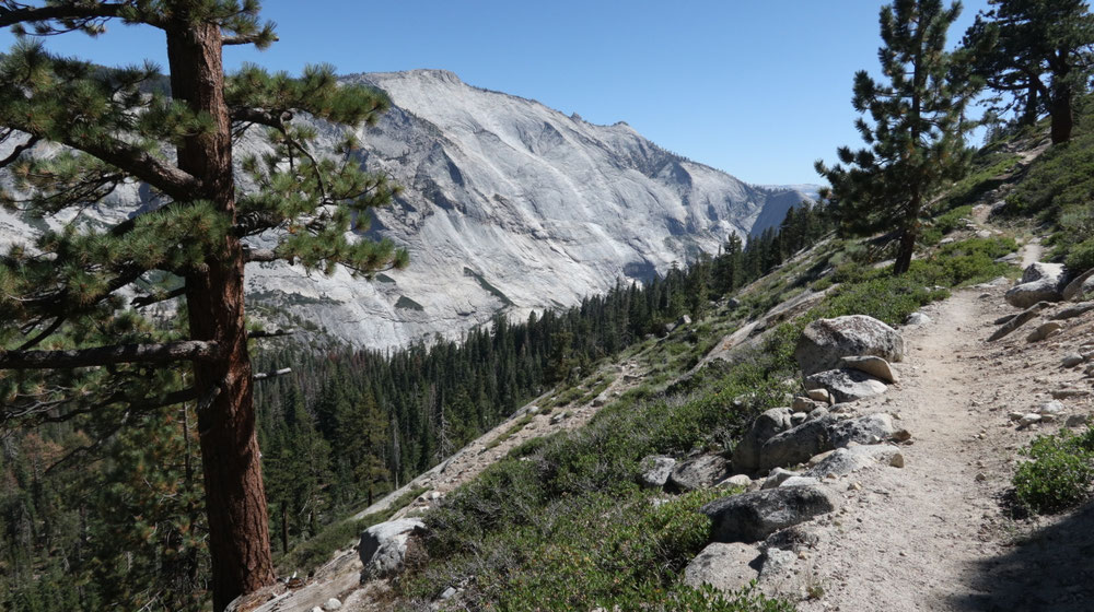 Weiter auf dem Weg hinunter nach Yosemite Valley...