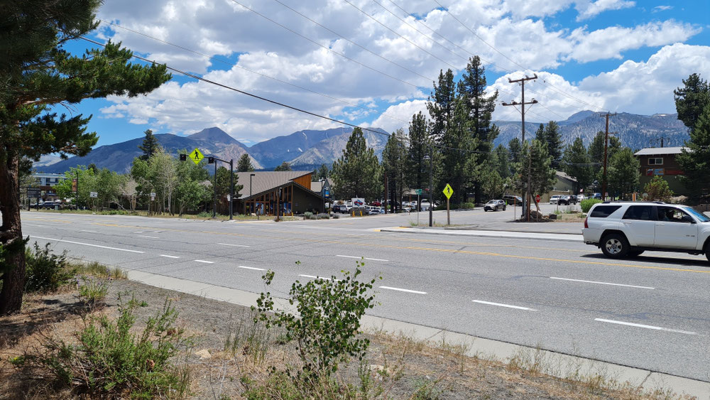 Main St von Mammoth Lakes