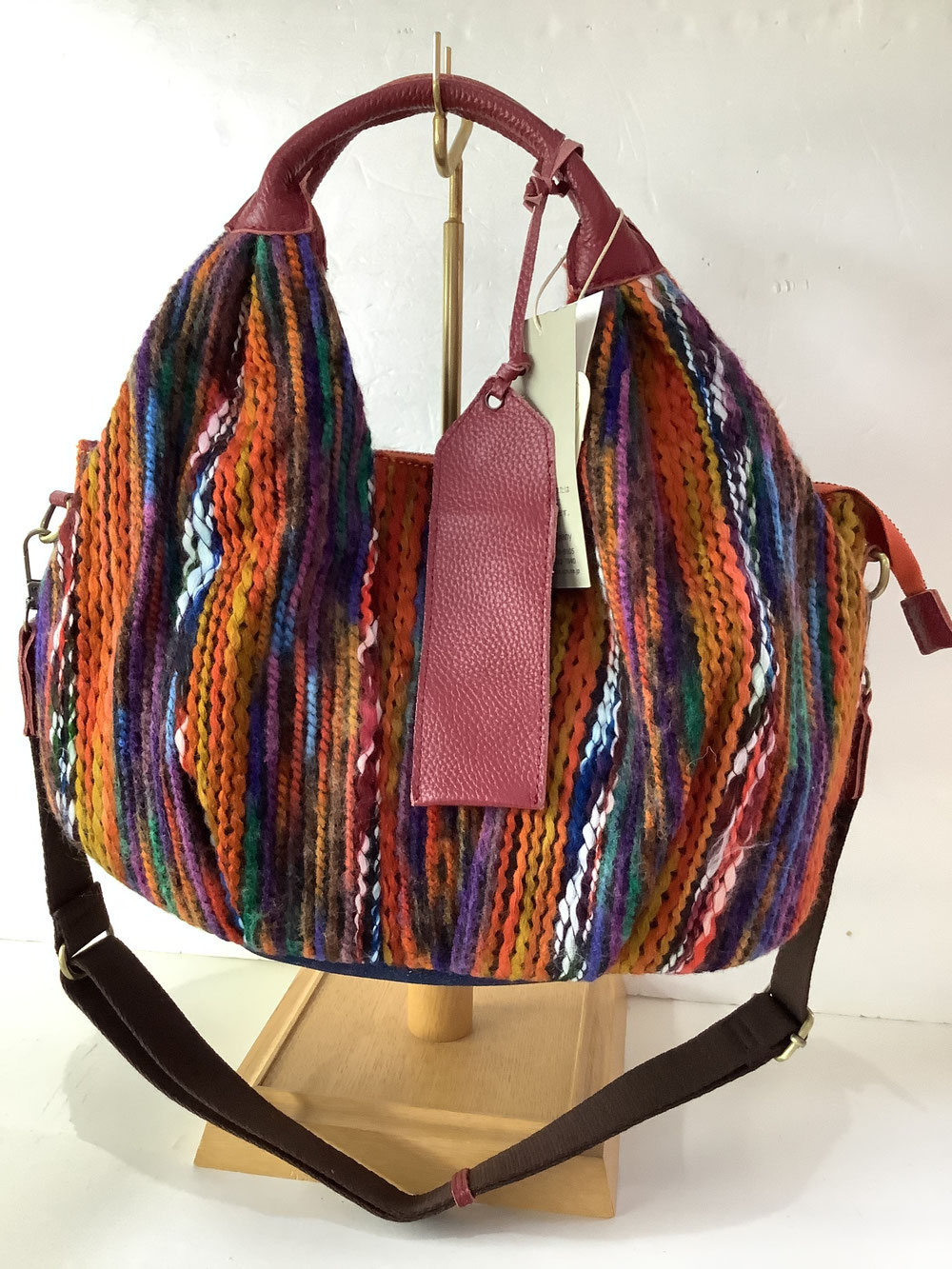 アサヒ 17−MA7 レッド手提げバック（ショルダー付き）PLx牛皮革   ¥8,690（税込）