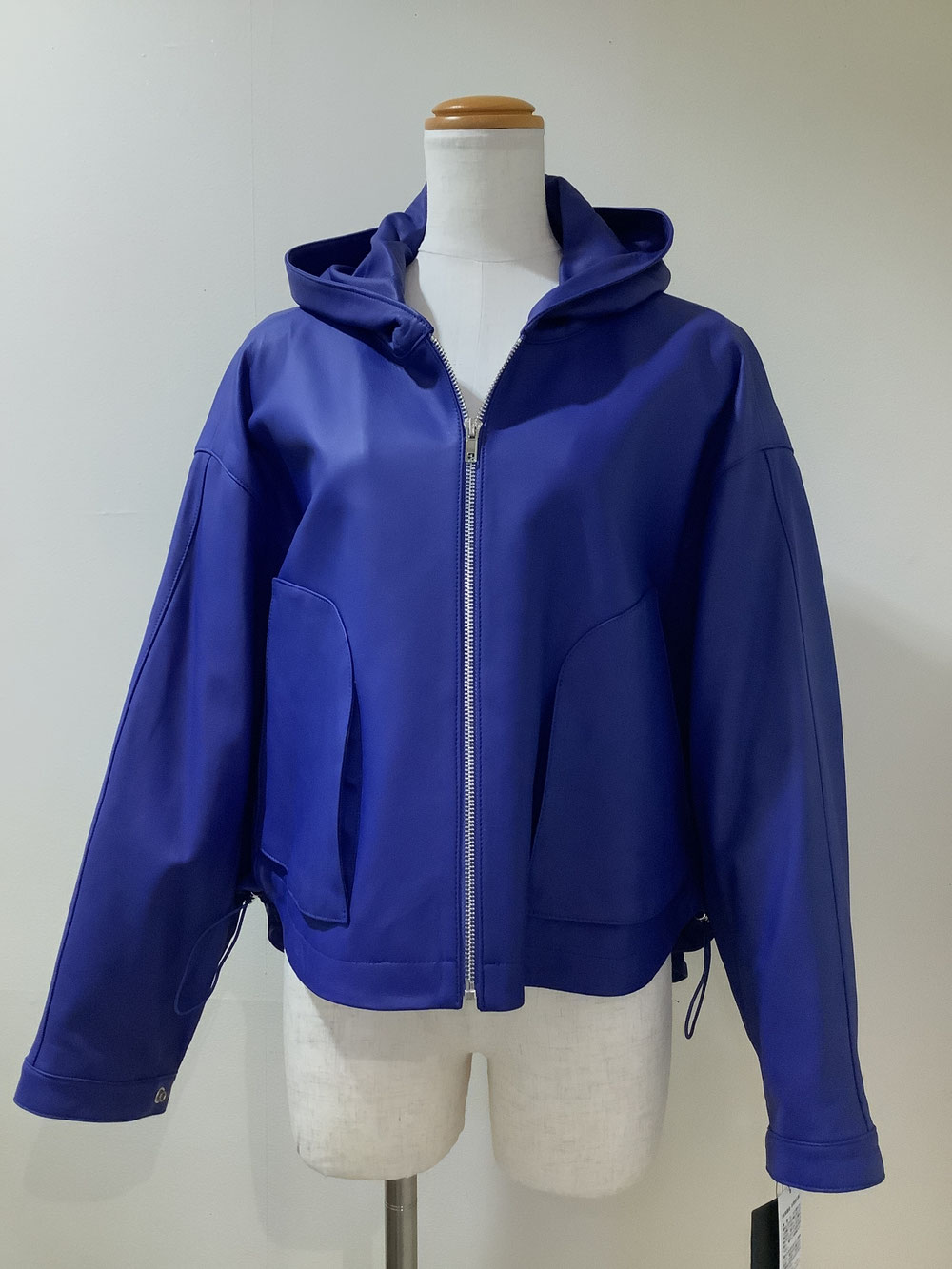 高木ミンク 7−MA12 ロイヤルブルー  羊革 フードジャケット M〜L  ¥69,300（税込）