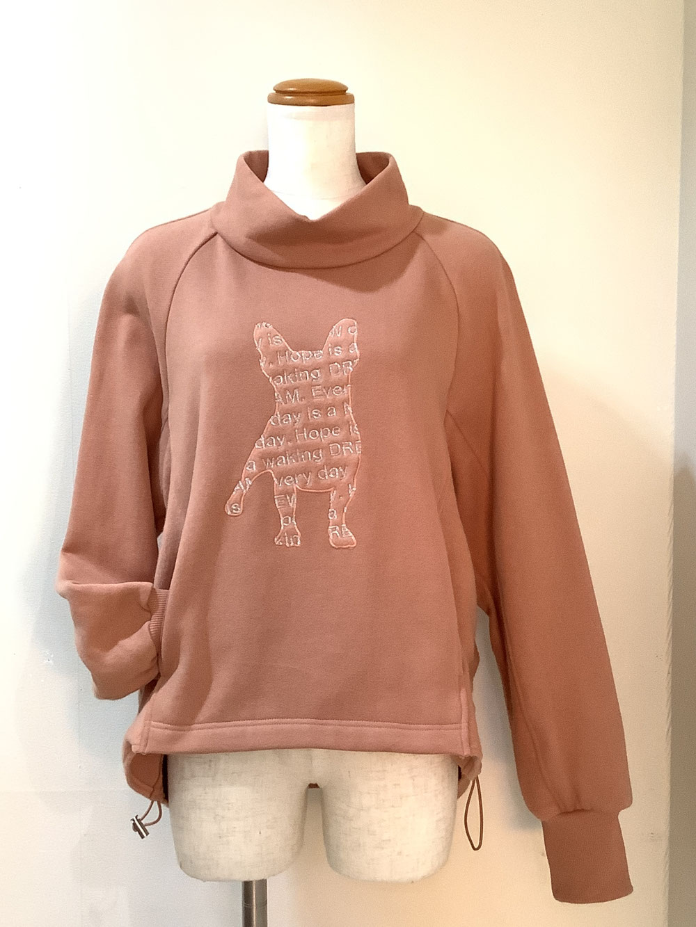 ローブ（ROBE) 3−MA34 ピンクハイネックスエット38  ¥18,480（税込）