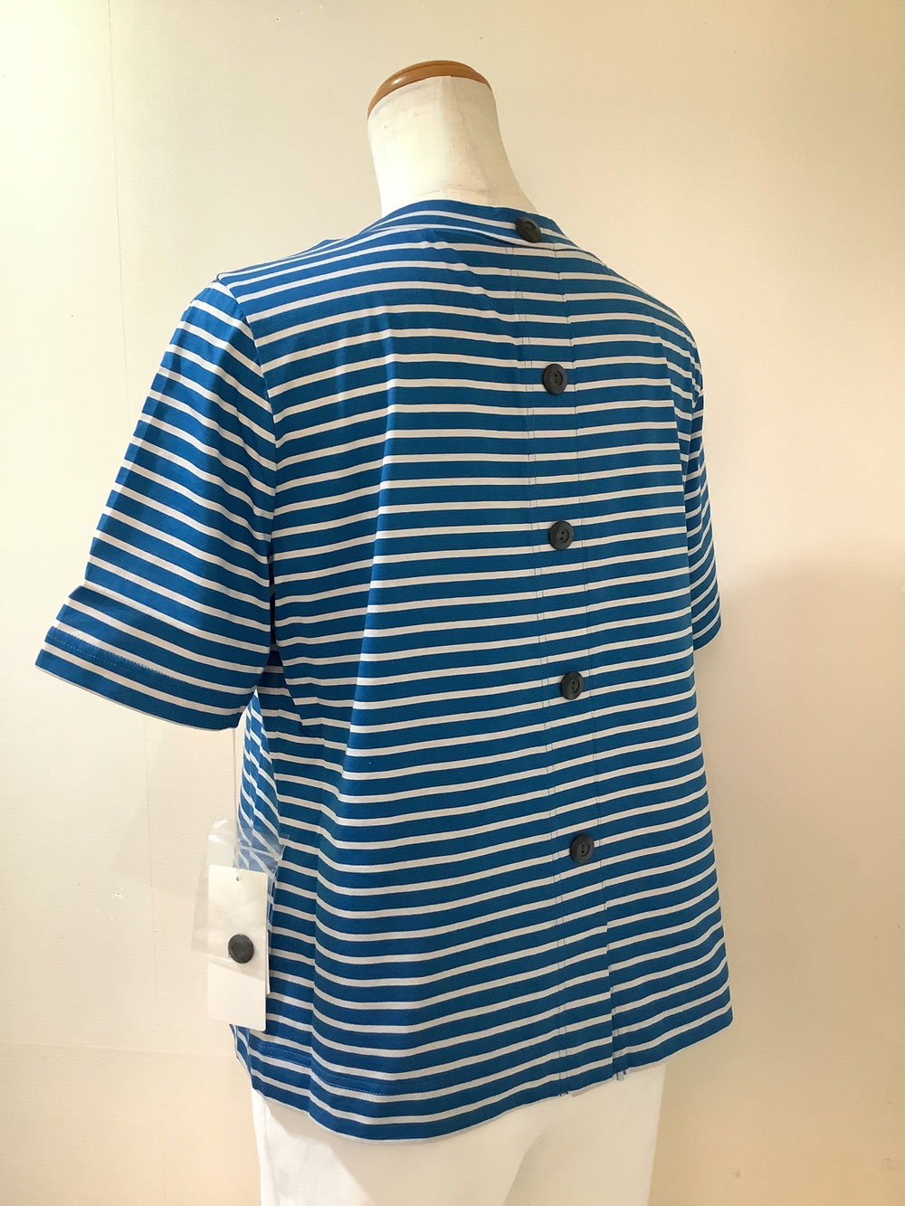 フラウエプラス（flaue＋）21−PS56E ブルー/白ボーダーTシャツ38 ¥15,400（税込）⇒SALE ¥12,320（税込）