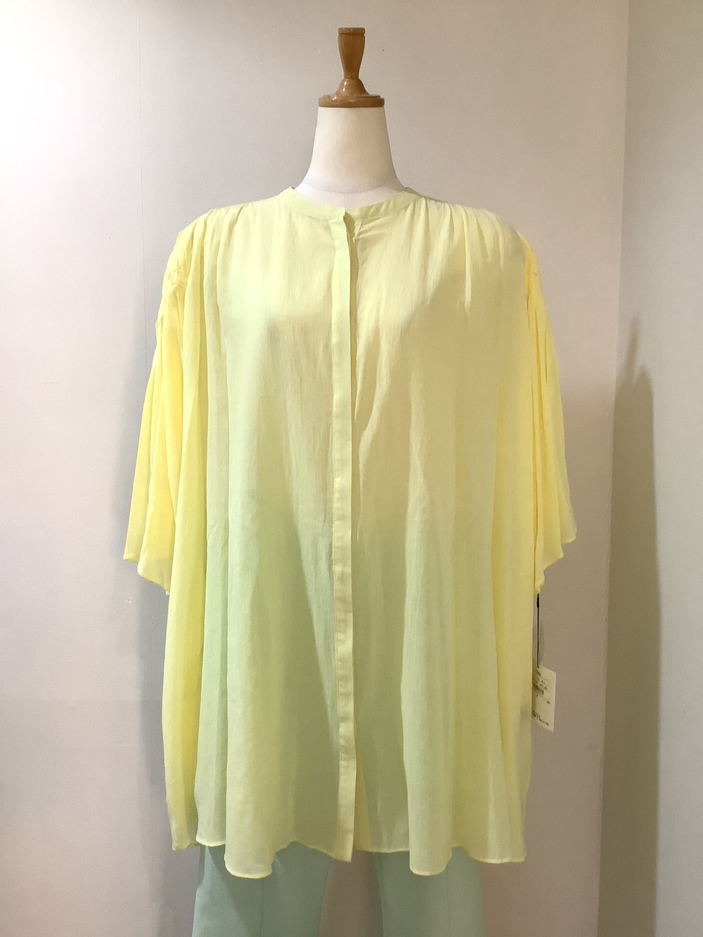 ピーエヌティ（PNT）52−PS29 イエローブラウスM−Lサイズ  綿100%　¥19,690（税込）⇒SALE　¥15,752（税込）