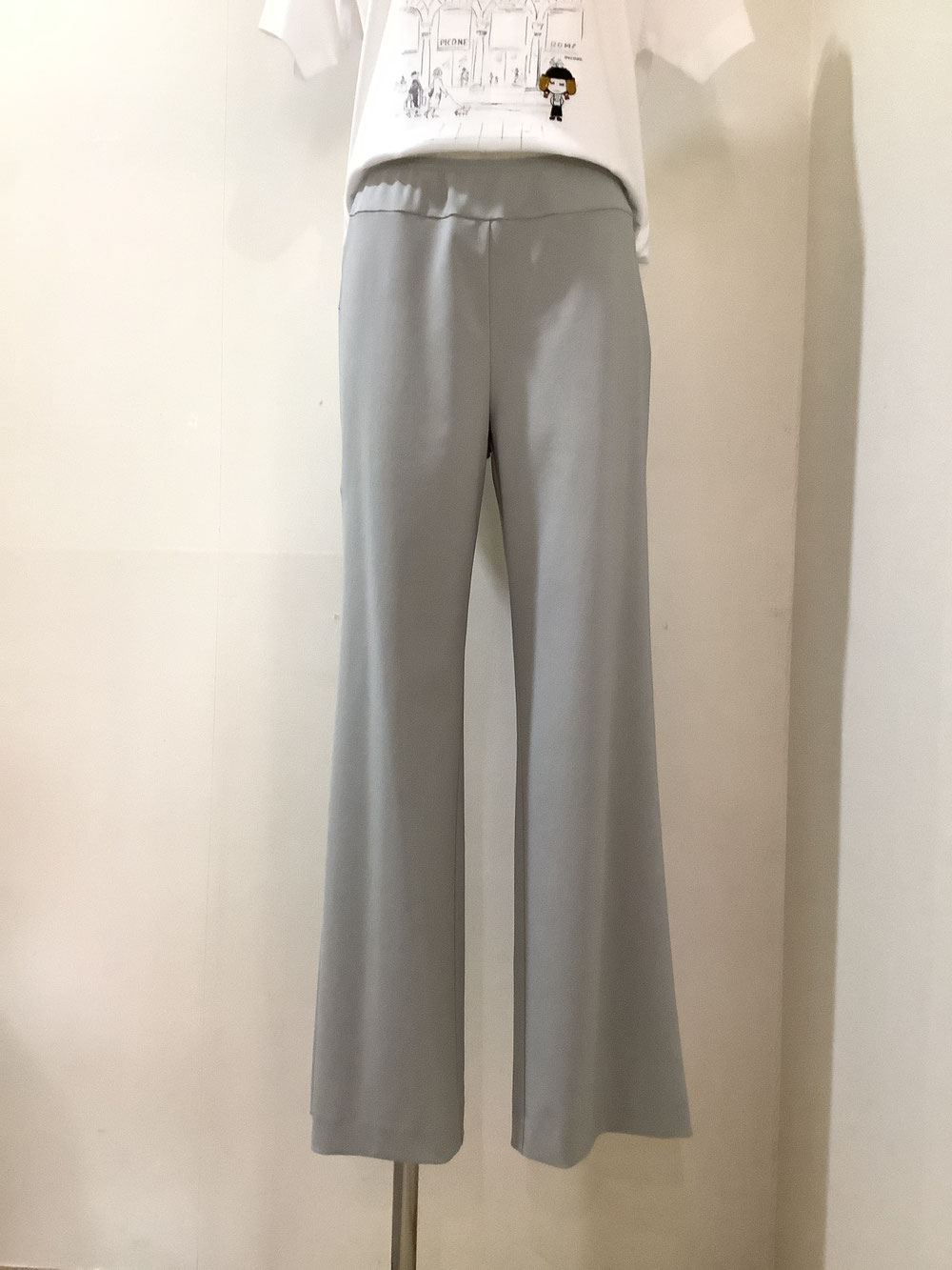 ルールド（Lourdes）71−PS48E グレーパンツ11号 ¥19,250（税込）⇒　SALE ¥ 15,400（税込）