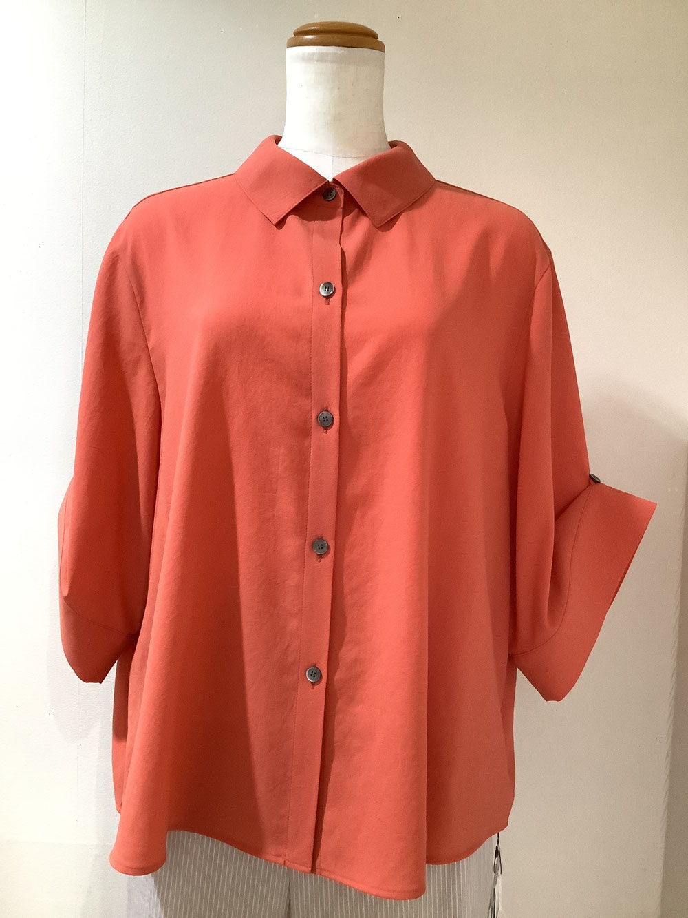 ルールド（Lourdes）71−PS52E オレンジブラウス9号 ¥21,780（税込）⇒ SALE ¥17,424（税込）