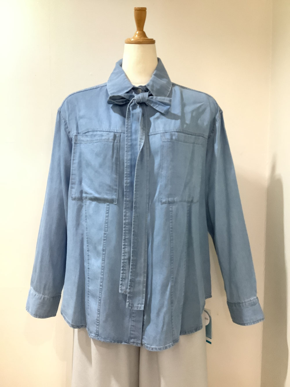 ピーエヌティ（PNT）52−PS11ポリエステルデニムシャツM〜L ¥17,490（税込）再生繊維（セルロース)  ⇒　SALE ¥12,243（税込）