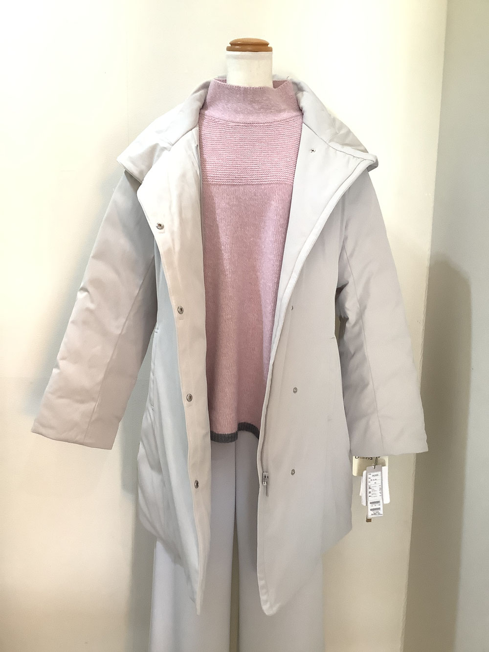 ローブ（ROBE) 3−MA47 ライトグレーダウンコート40  ¥43,780（税込）⇒SALE ¥35,024（税込）