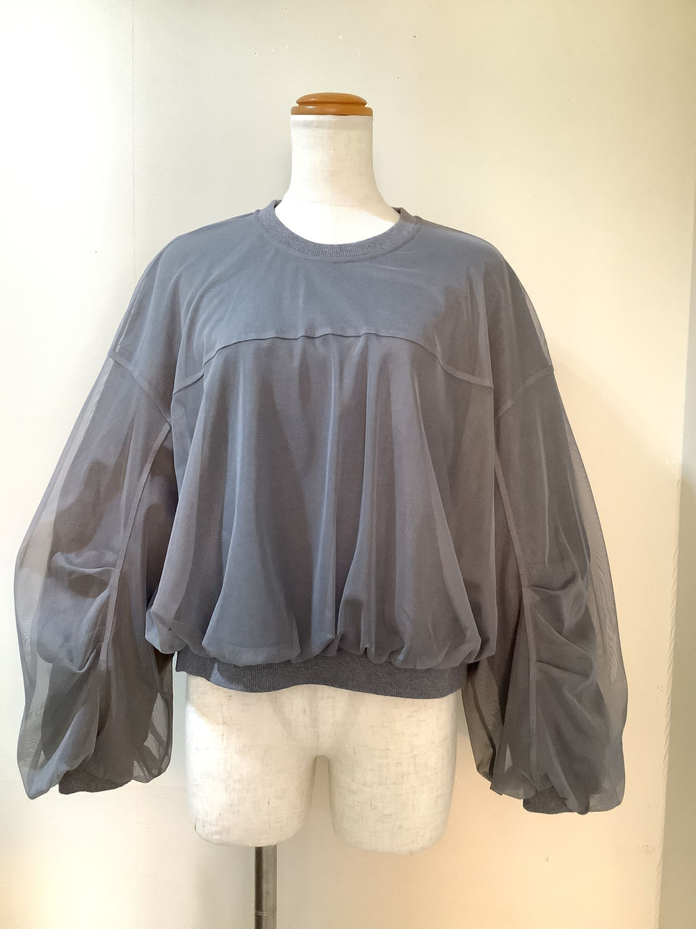 ローブ（ROBE) 3-MA32 グレープルオーバー38  ¥15,180（税込）