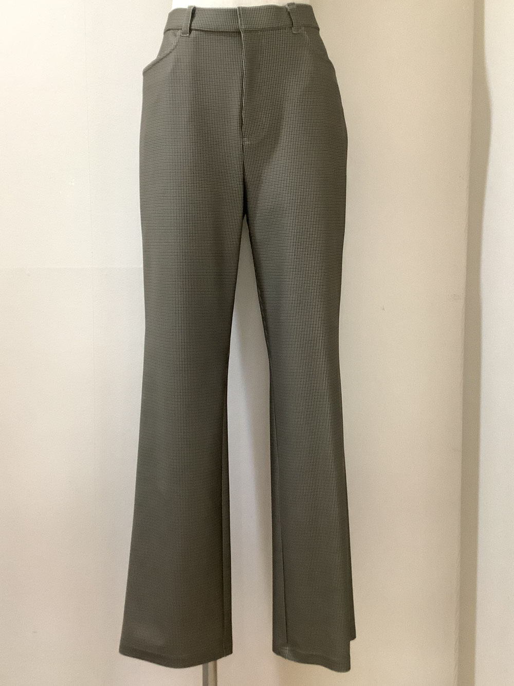 ルールド（Lourdes）71−MA22,23（グリーン11号）（黒/茶7号）¥19,800（税込）