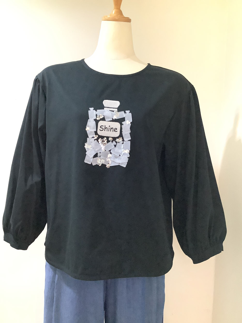 ピーエヌティ（PNT）52−PS1 黒カットソー38 ¥16,390（税込）