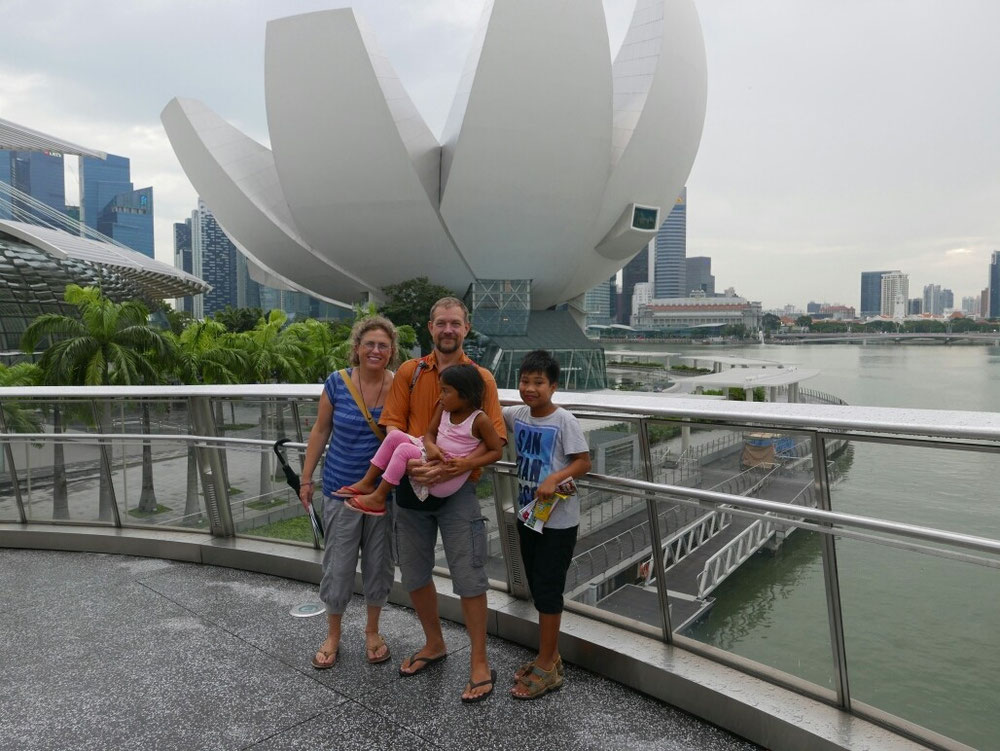 Ankunft in Singapur, ist wie zurück in der Schweiz! Alles sauber und geordnet ...
