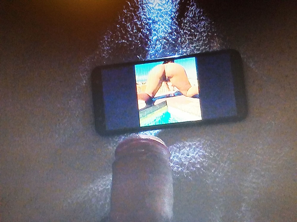 I made a tribute with a video on PornHub from the Account (Jennyfer Queen)
