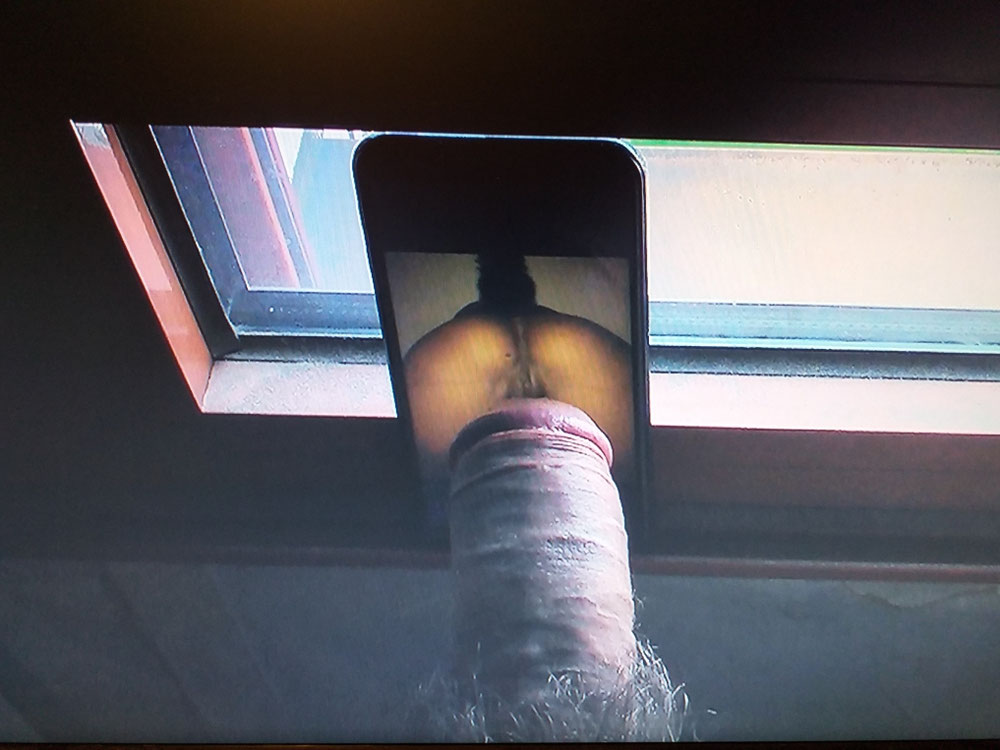 J'ai fait un hommage avec une vidéo sur PornHub du compte (Marie974)