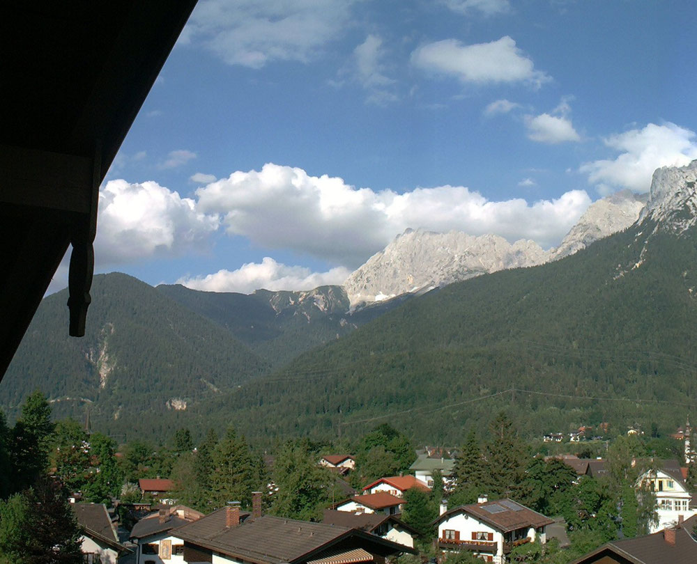 Loggia NE View - Direction St Peter