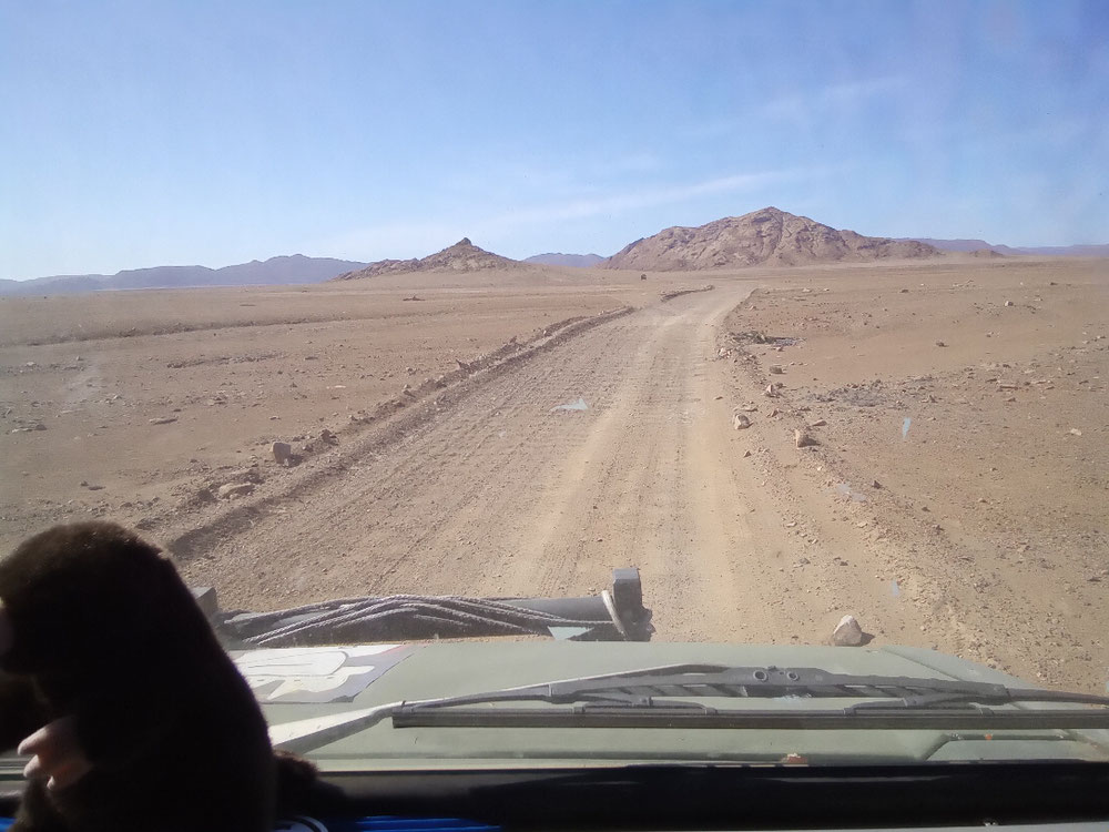 03.11.21 Auf geht's von Swapkopmund Rixhtung  Henties Bay, dann zum Messum Krater. Insgesamt sind wir heute ca. 170 km gefahren 