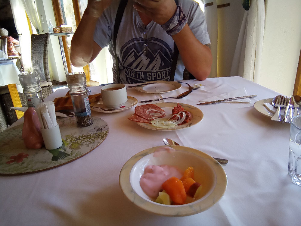 2. Frühstück