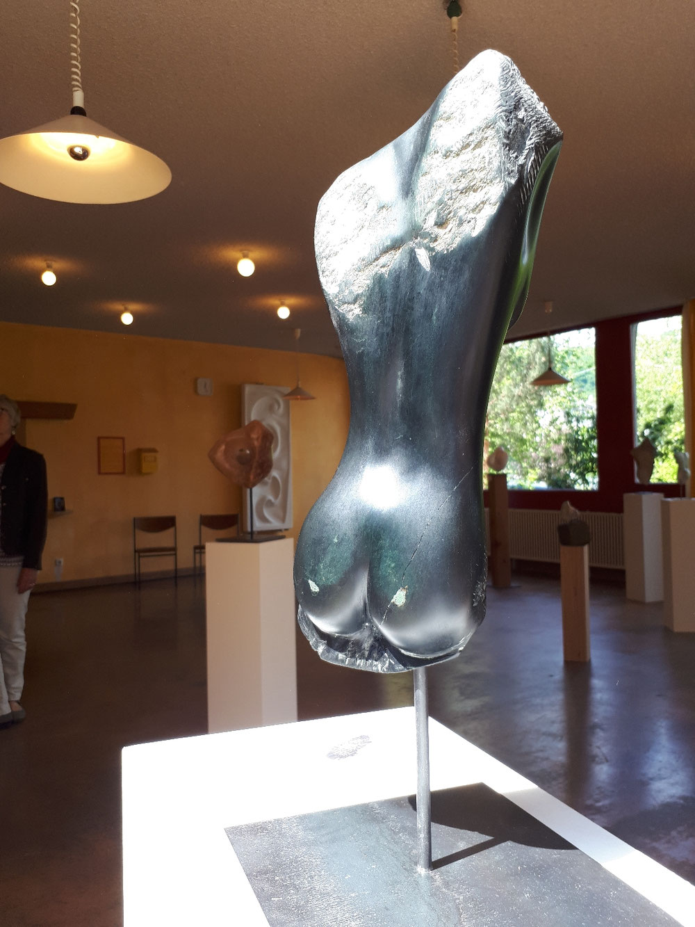 Torso schwarz