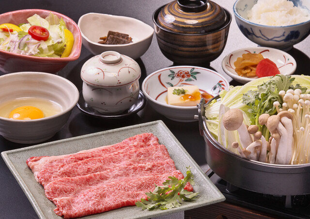 Hida beef sukiyaki set meal at Aji no Yohei