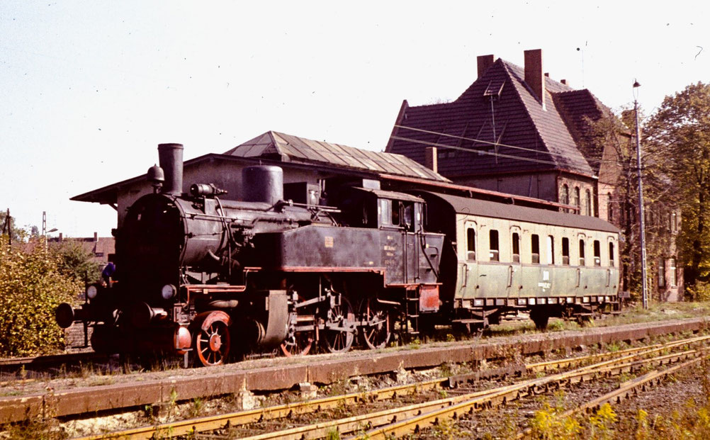 1972: Eine T9.3 als Werklok 4 des Tagebaus Welzow, südlich von Cottbus