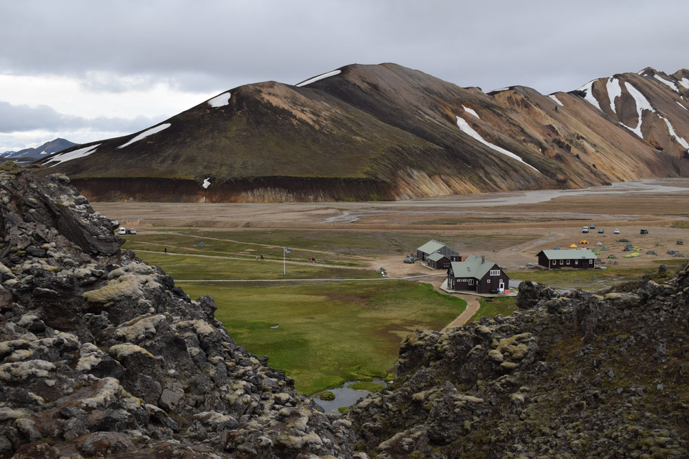 Landmannalaugar camping and huts.