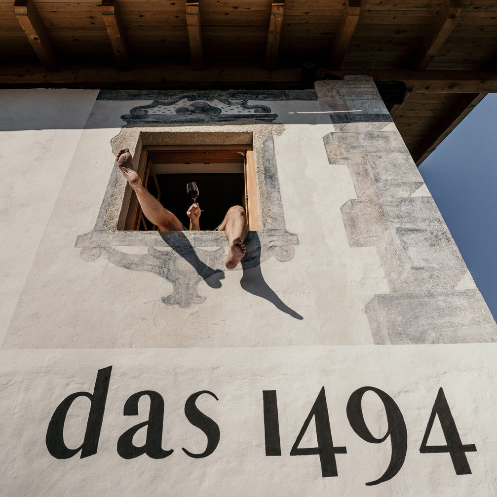 MOUNTAIN HIDEAWAYS - private Rückzugsorte in den Alpen: DAS1494 Ferien im Baudenkmal am Mieminger Plateau in Tirol - Österreich 