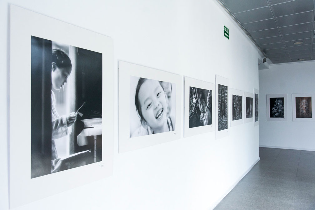 Joaquin Roncal Exhibition Center. Zaragoza. Asian Portraits. June 2016