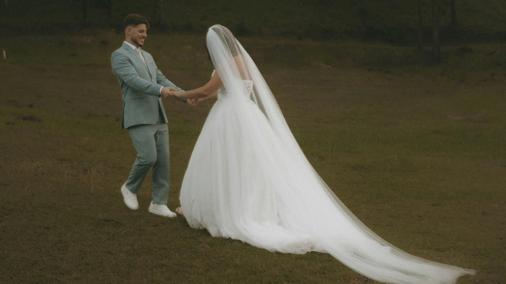 Mini-mariages, maxi-style : l’art des cérémonies intimistes - Crédit photo : Alexander Mass
