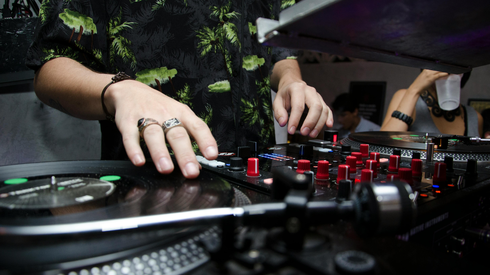 Un mariage en musique : nos idées de groupes pour faire vibrer votre grand jour - Magazine Un Jour Un Oui - Crédit photo : Tous droits réservés
