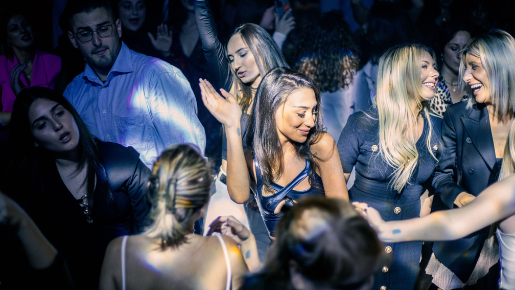 Les chansons incontournables pour un mariage en 2026 - Crédit photo : QVEVRI TBILISI 