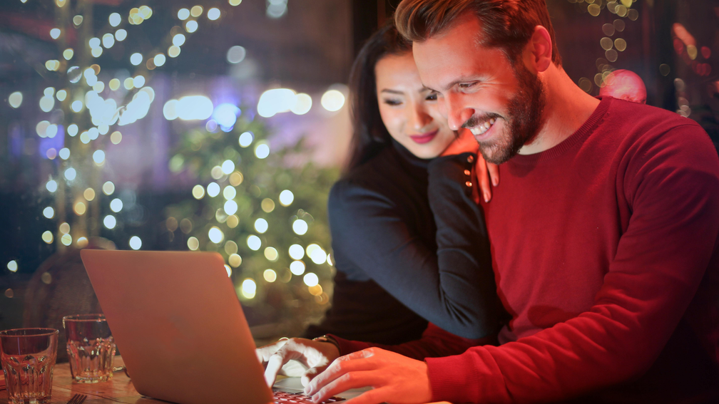 Déposer sa liste de mariage mode d’emploi pour un oui bien entouré - Magazine Un Jour Un Oui - Crédit photo Tous droits réservés