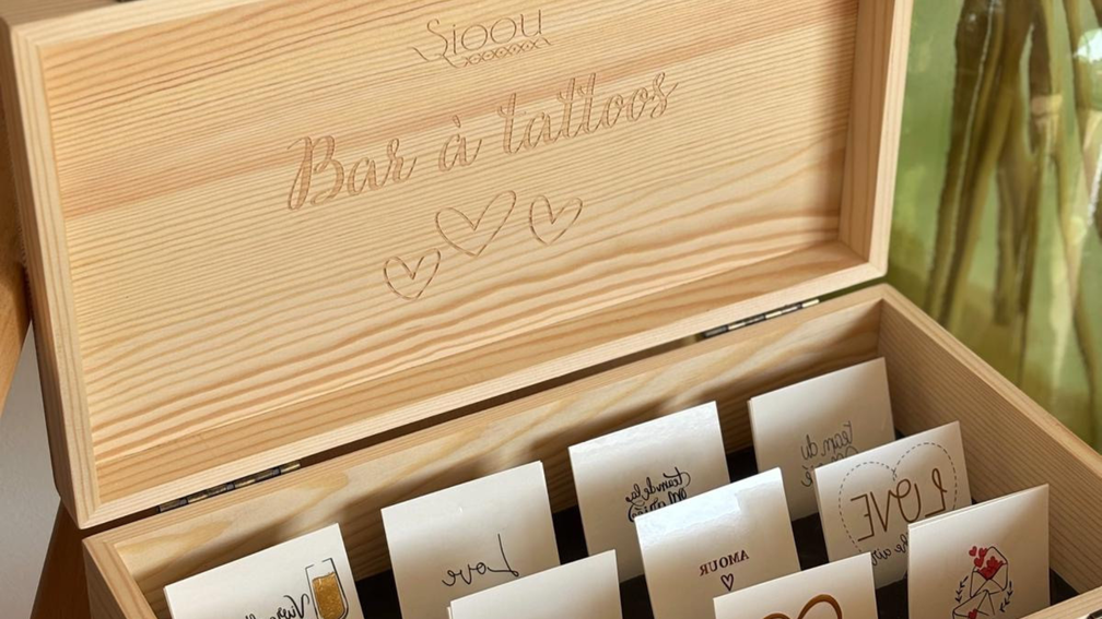 Sioou Réinvente Les Animations De Mariage Avec Son Coffret En Bois Compact - Crédit photo : SIOOU