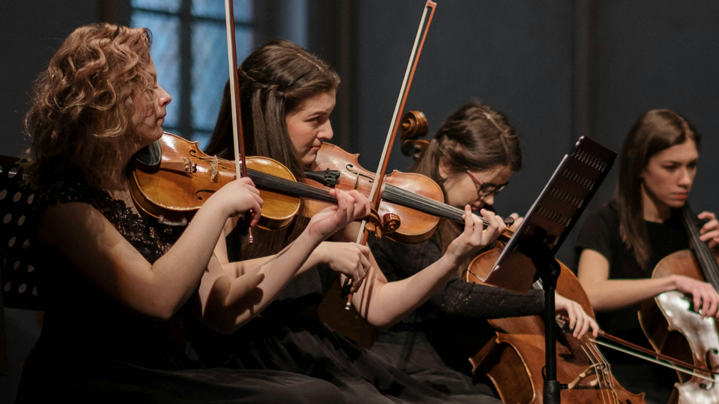 Un mariage en musique : nos idées de groupes pour faire vibrer votre grand jour - Magazine Un Jour Un Oui - Crédit photo : Tous droits réservés