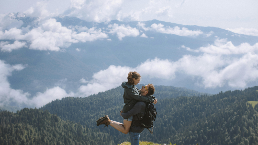 Noces de Cire  4 ans d’amour qui fond doucement - Magazine Un Jour Un Oui - Crédit photo  Tous droits réservés