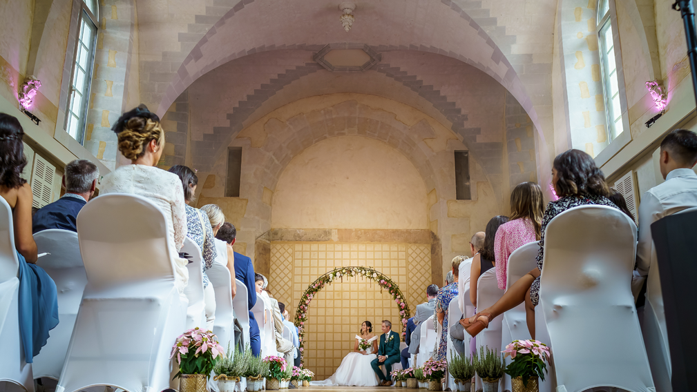Leprince Hôtel SPA - L’organisation d’un mariage de rêve au cœur du Mans - Tous droits réservés©