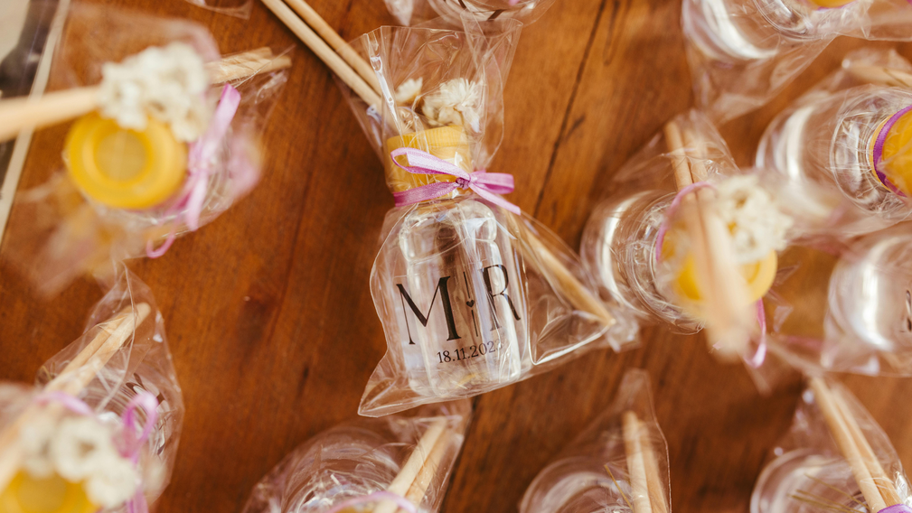 Mariage  ce que les recherches Google révèlent des différences entre la France et ses voisins européens - Magazine Un Jour Un Oui - Crédit photo  Tous droits réservés