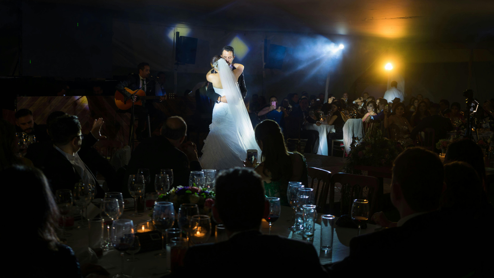 Le mariage laïque : Une célébration sur mesure pour les amoureux - Magazine Un Jour Un Oui - Crédit photo : Tous droits réservés