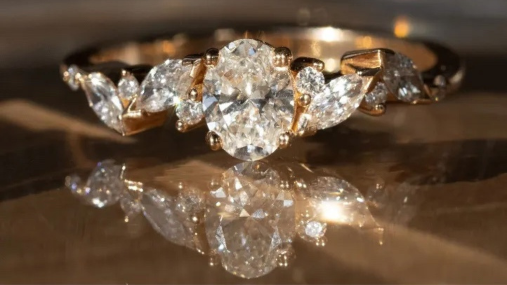 Dites Oui avec Leïla Buecher - Bague Or Jaune - Crédit photo : Tous droits réservés