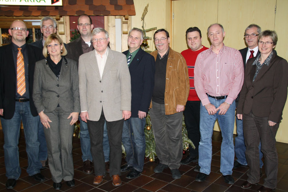 Von links: Dirk Hofmann, Claus Jürgen Müller, Monika Sögtrop, Stephan Herzberg, Ulrich Kirchhübel, Kurt Kramer, Klemens Schymalla, Timo Maurer, Torsten Hirt, Karl-Friedrich Frese, Claudia Ravensburg