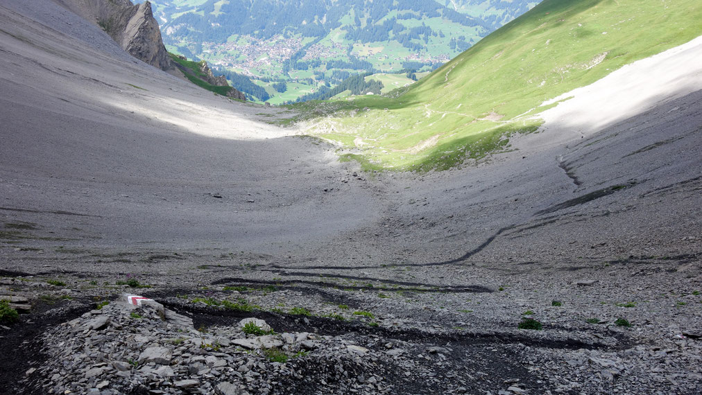 Sicht von der Bunderchrinde runter nach Adelboden